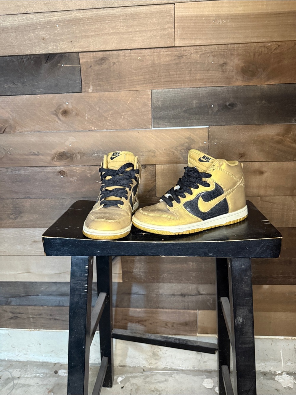 Nike Mid-Top Sneakers in Gold and Black sparkle
